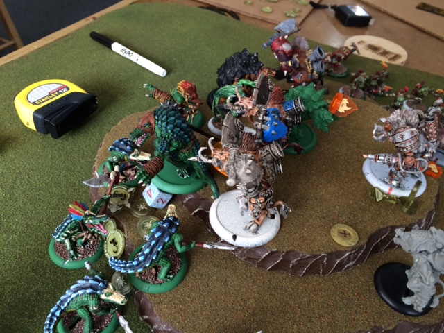 9 Minions vs Minions