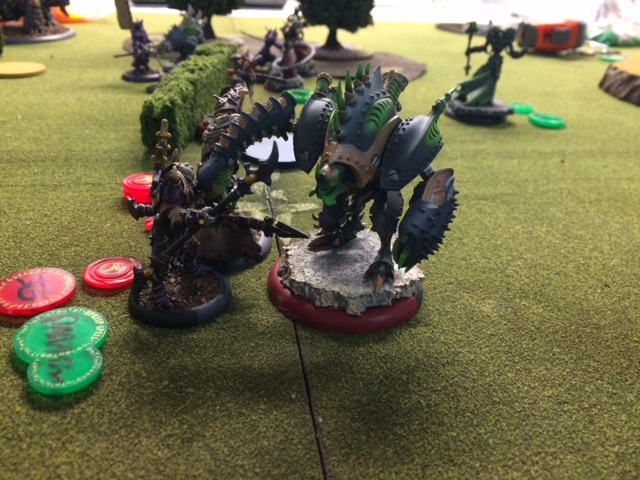 2-skorne-hexeris1-vs-asphyxious1